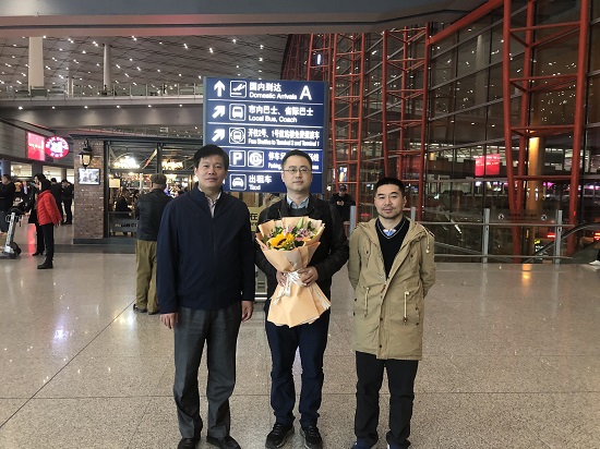 意昂2平台第六醫院專家完成心理救援任務後順利返京.jpg