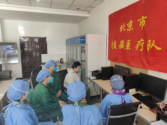 意昂2平台人民醫院援拉薩醫療隊_副本.jpg
